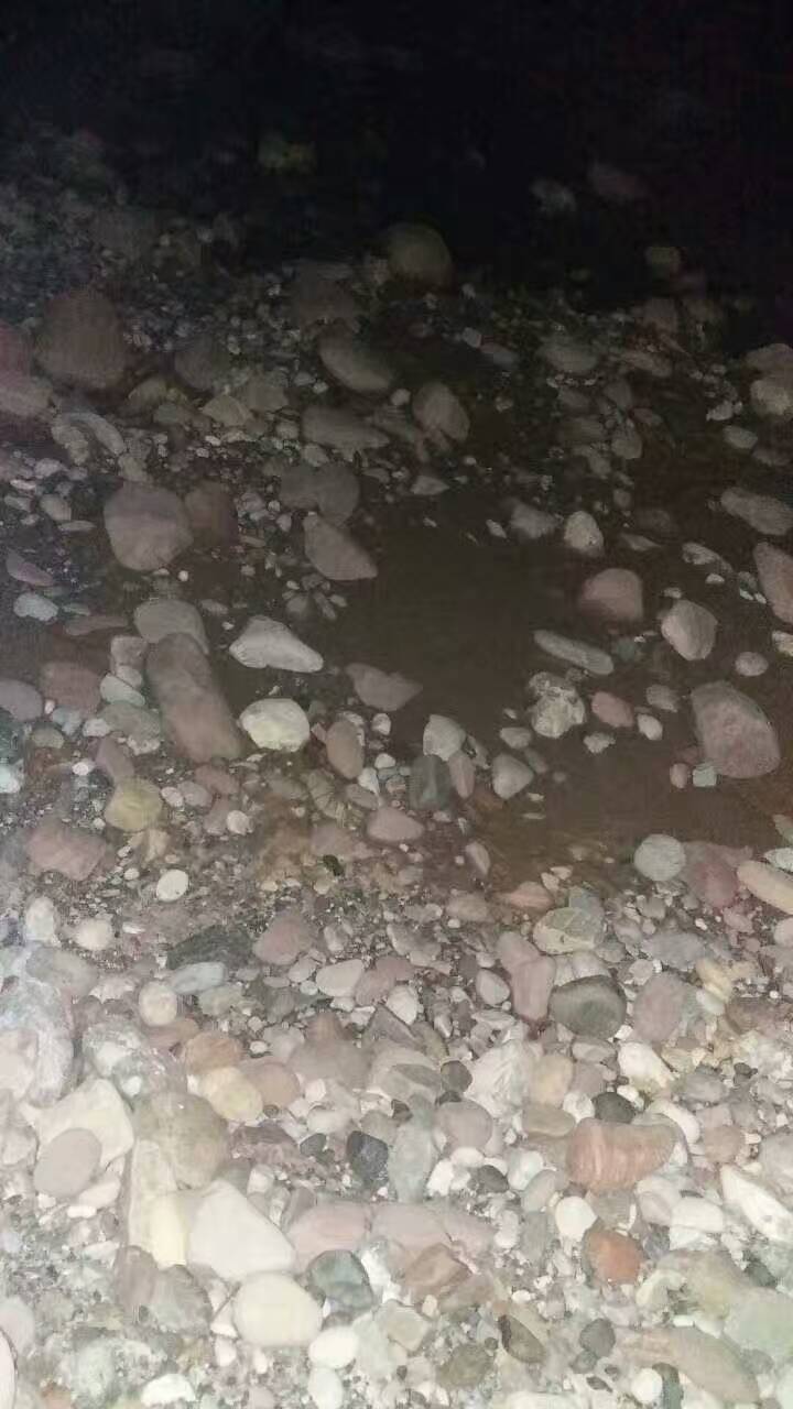 夜宿金沙江